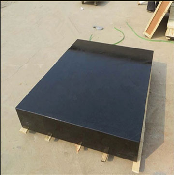 定制基準(zhǔn)面平面度為0.001（暫定），粗糙度為Ra0.08，表面研磨，380x280x60mm